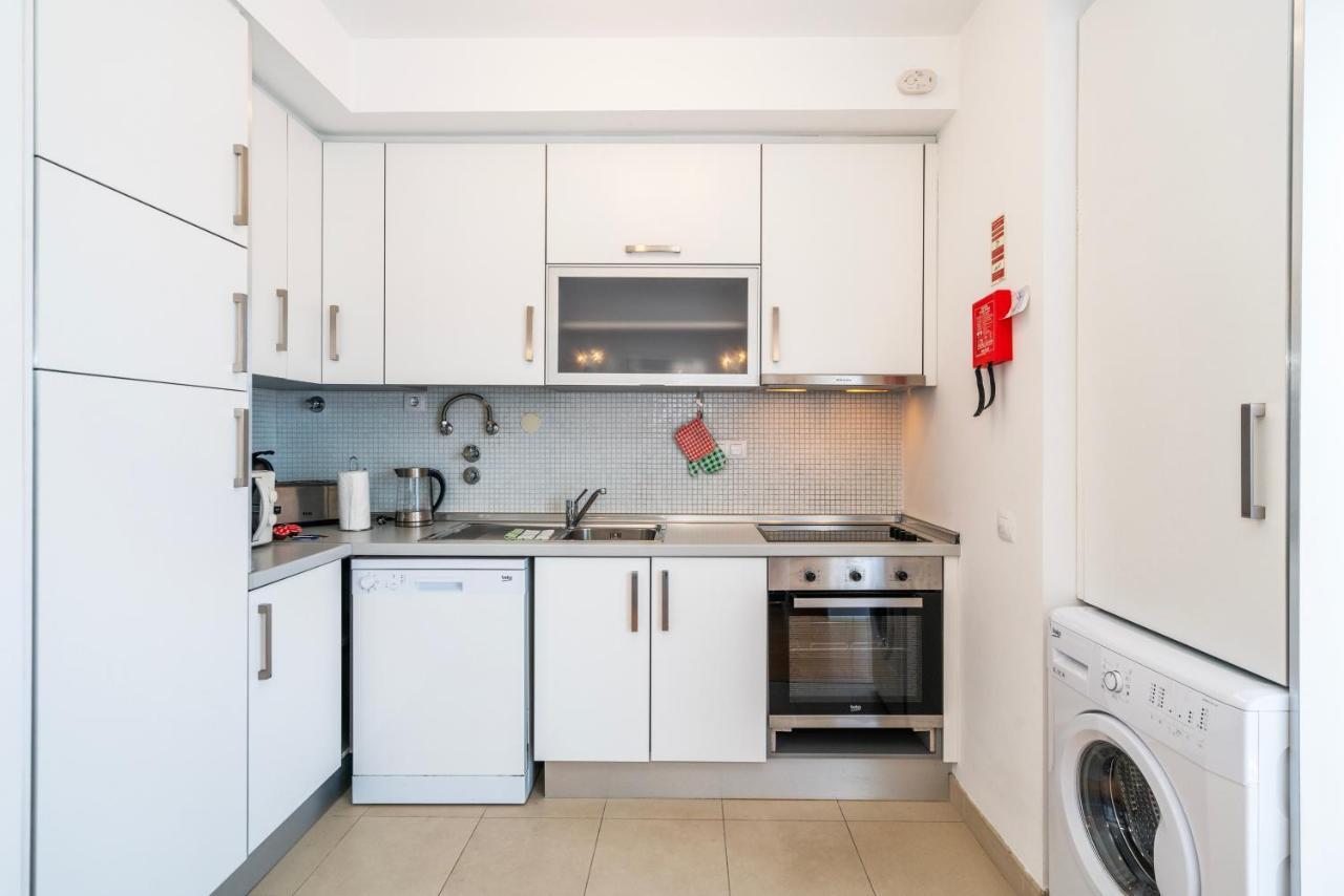 Modern Flat By Lagos Marina And Old Town لاغوس المظهر الخارجي الصورة