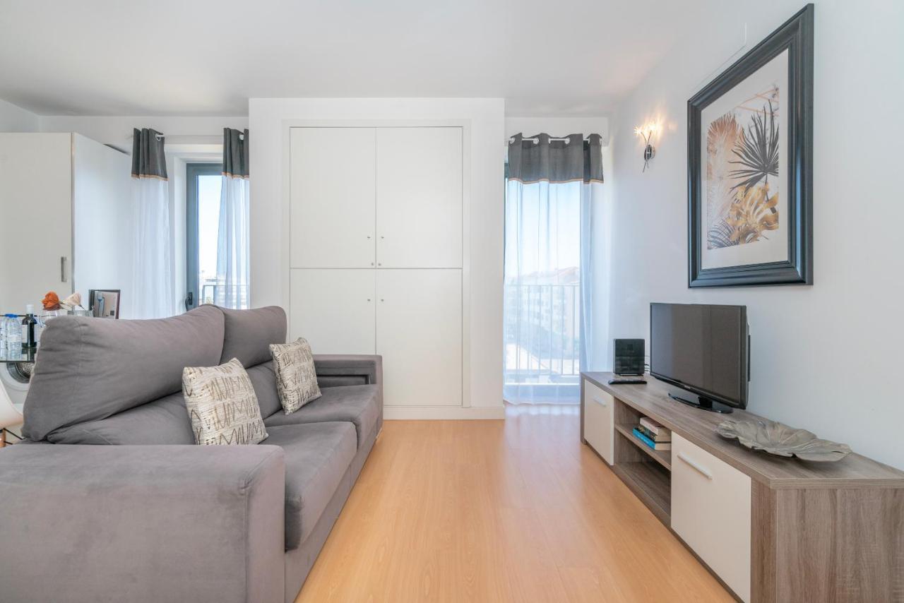 Modern Flat By Lagos Marina And Old Town لاغوس المظهر الخارجي الصورة