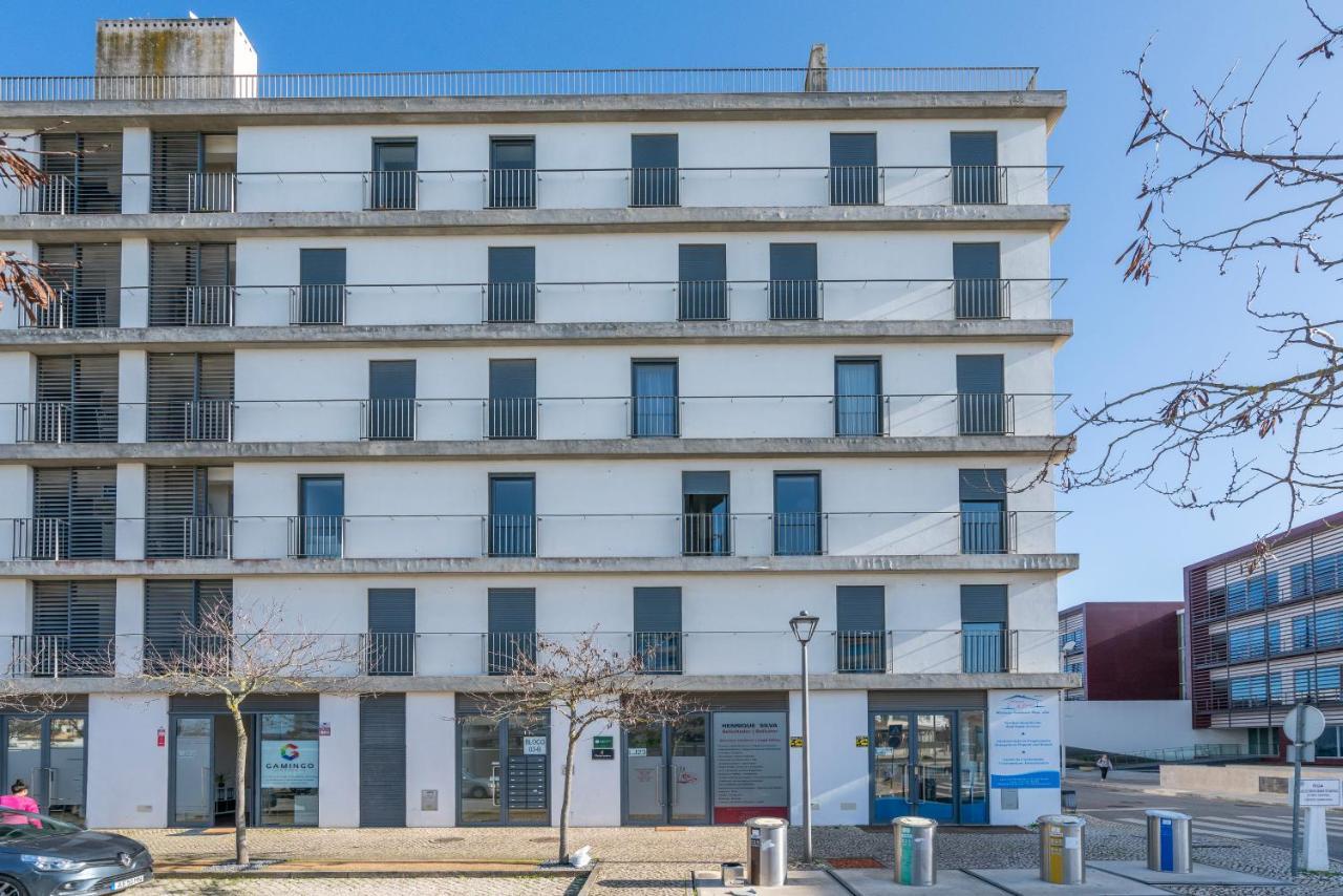 Modern Flat By Lagos Marina And Old Town لاغوس المظهر الخارجي الصورة