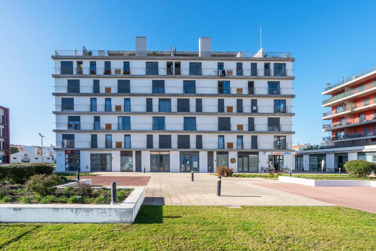 Modern Flat By Lagos Marina And Old Town لاغوس المظهر الخارجي الصورة