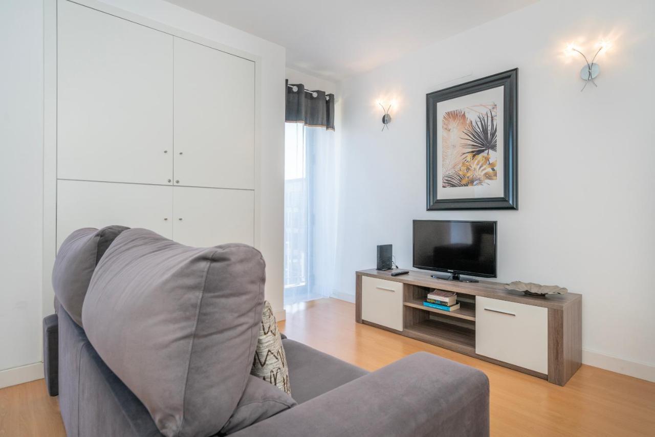 Modern Flat By Lagos Marina And Old Town لاغوس المظهر الخارجي الصورة